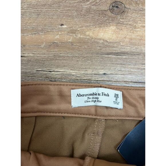 Abercrombie & Fitch Ultra High-Rise Faux Leather Pants Split Ankle Brown 26 NWT - Picture 5 of 12